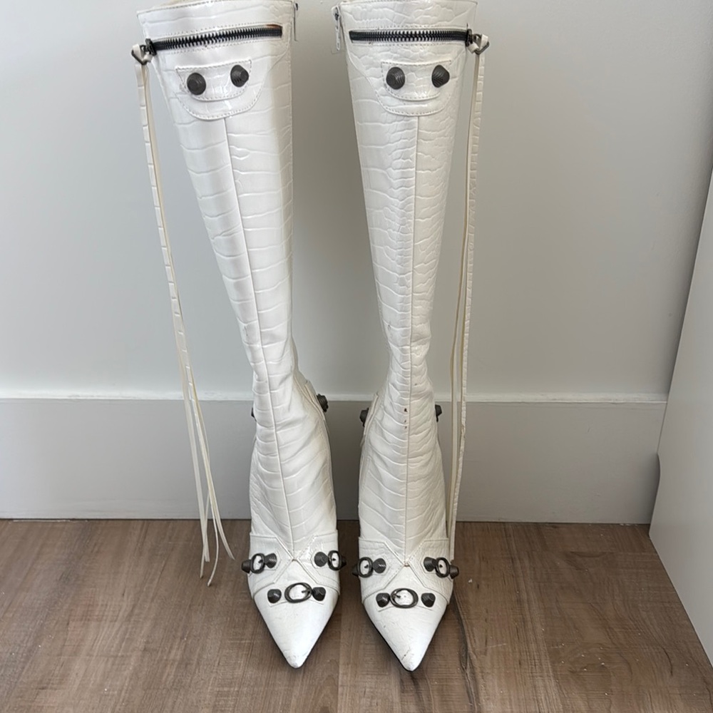 White Knee-High Women's Boots
